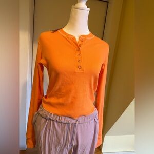 LARGE Skims Cotton Rib Long Sleeve Crop Henley Apricot AP-CRP-2206